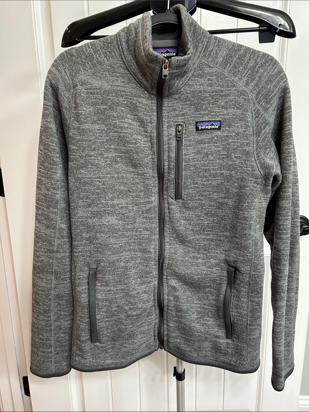 Patagonia Heather Gray Jacket Full-Zip Fleece Lined / Great for your closet!